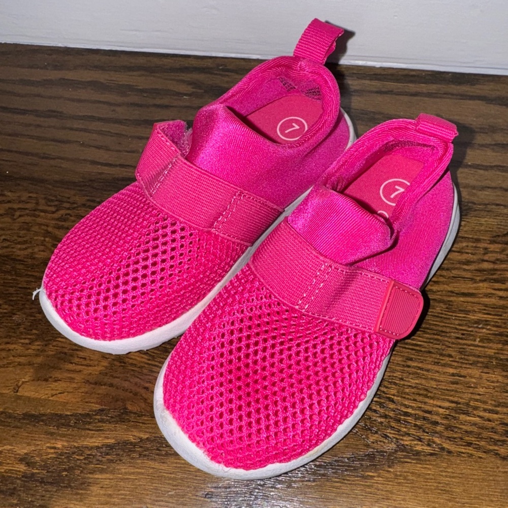 Infant Baby Toddler Cat & Jack Water Shoes Velcro Hot Pink Flats Shoes 7 Target